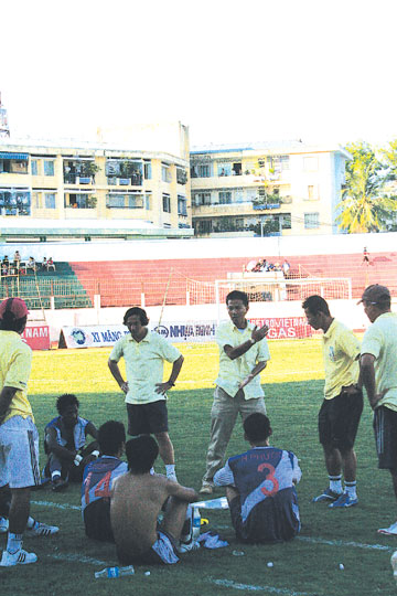 “Sóng” trở về phố biển?