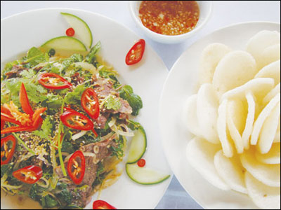 Mách bạn: Làm nước mắm trộn gỏi