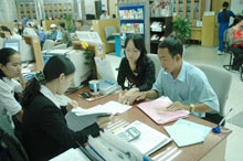 Hẹp dần cửa hạ lãi suất cho vay?