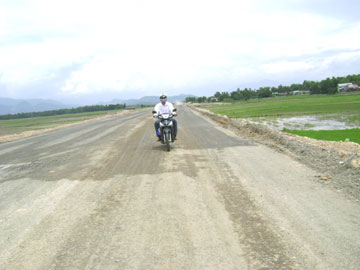 Đã hoàn thành 95% khối lượng nền đường