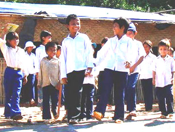 Vì sao Khánh Hòa chưa đạt chuẩn phổ cập giáo dục tiểu học đúng độ tuổi?