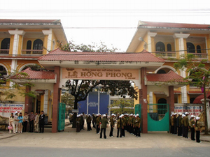 Mỗi tỉnh, thành phố sẽ có ít nhất một trường THPT chuyên