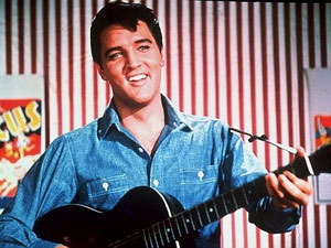 Huyền thoại Rock &amp; Roll Elvis Presley sẽ tái xuất