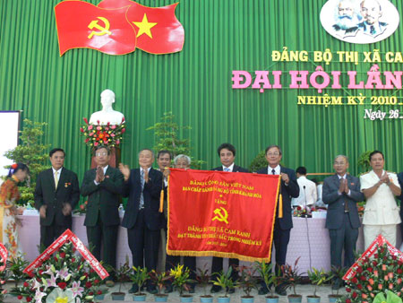 Khai mạc Đại hội đại biểu Đảng bộ thị xã Cam Ranh lần thứ 10 (nhiệm kỳ 2010 - 2015)