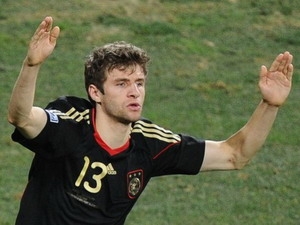 Thomas Mueller gắn bó lâu dài cùng Bayern Munich