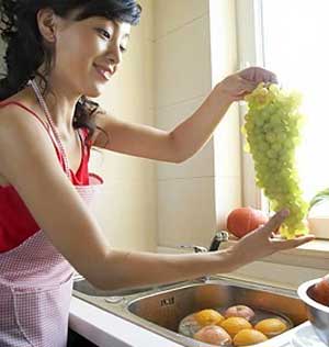 Mách bạn: 10 cách hay chống ngộ độc thực phẩm