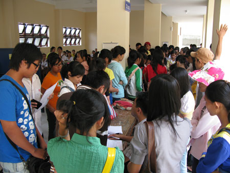 Căng thẳng nguồn tuyển