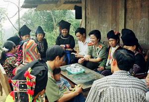 Hỗ trợ pháp lý nâng cao hiểu biết pháp luật cho người nghèo