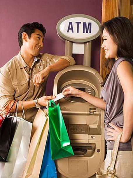 Khi chồng “đo lọ nước mắm, đếm củ dưa hành”…