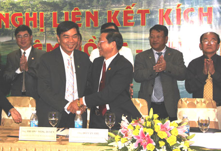 Lâm Đồng - Khánh Hòa ký kết hợp tác liên kết khai thác và phát triển du lịch