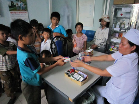 Làm thế nào ngăn ngừa tình trạng trẻ em lang thang?