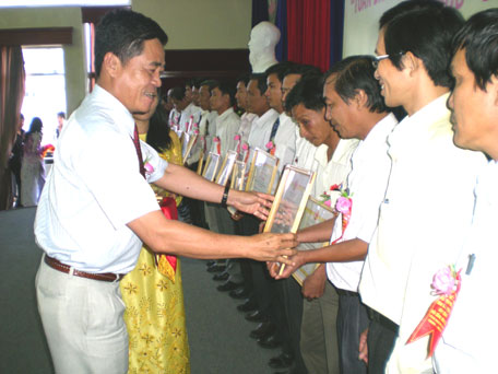 Hơn 196.000 gia đình đạt danh hiệu gia đình văn hóa