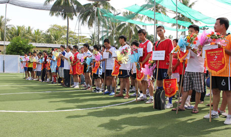 Tổ chức Giải bóng đá IT CUP