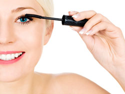 Mách bạn: Sử dụng mascara thông minh