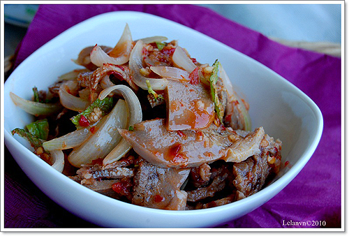 Món ăn: Gỏi lưỡi heo chua cay, ăn hoài không ngán