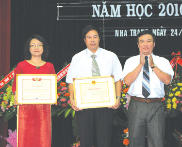 Khai giảng năm học mới