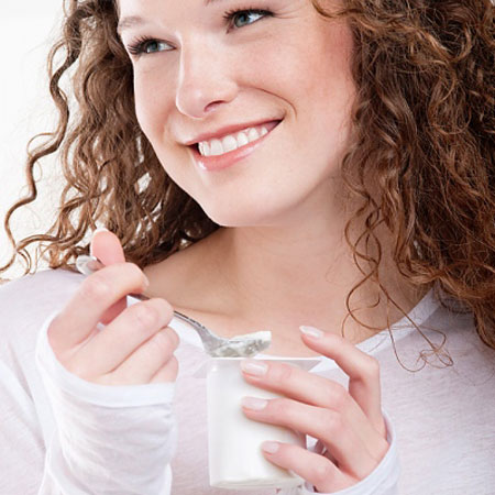 Mách bạn: 10 lợi ích sức khỏe bất ngờ của sữa chua