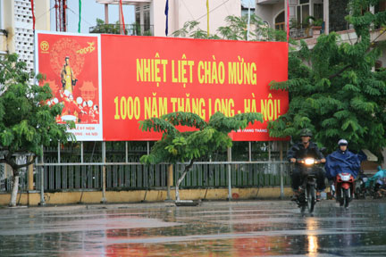 Tranh cổ động: Không còn sinh động như xưa