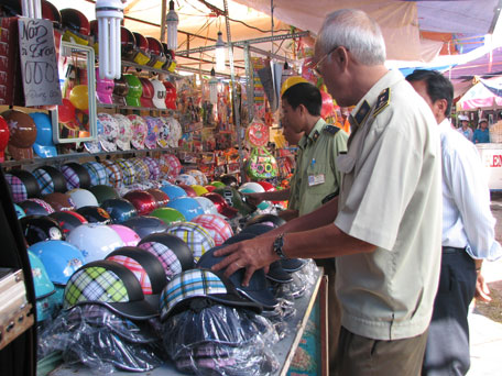 Vắng bóng doanh nghiệp lớn