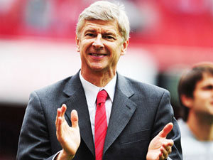 Arsene Wenger - Huấn luyện viên xuất sắc nhất thập kỷ qua