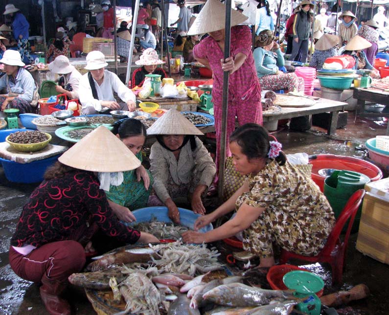 Giá lương thực, thực phẩm tăng mạnh