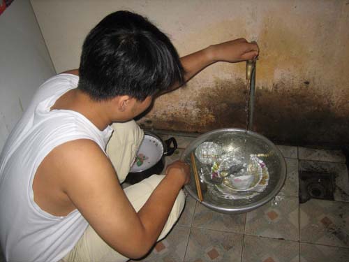 Rắc rối chuyện nước ở Chung cư Ngô Gia Tự