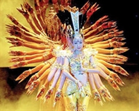 Điệu múa “Quan Thế Âm trăm tay, nghìn mắt” đến Hà Nội