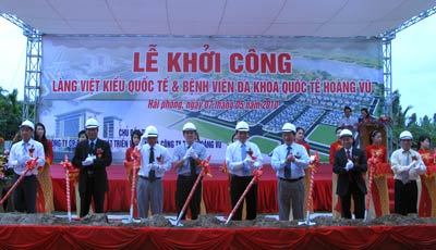 Hơn 500.000 kiều bào về thăm thân trong 11 tháng qua