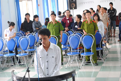 Xét xử lưu động nhiều vụ án về ma túy