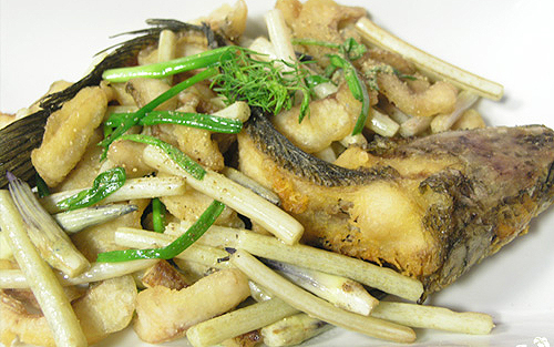 Món ăn: Cá quả xào ngó sen