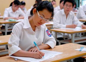 Cuối tháng 3-2011, công bố các môn thi tốt nghiệp THPT năm 2011