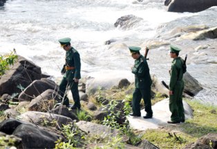 Phụ cấp cho người hưởng lương trong LLVT công tác ở vùng đặc biệt khó khăn