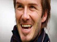 Về Tottenham, Beckham "hốt bạc"