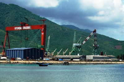 Van Phong Economic Zone attracts more and more investment