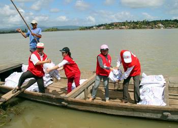 Hỗ trợ chi phí y tế, thu nhập thực tế bị mấy hoặc bị giảm sút khi người đang trực tiếp thực hiện hoạt động chữ thập đỏ bị tai nạn dẫn đến thiệt hại về sức khỏe - Ảnh minh họa