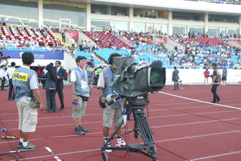 VTV, VCTV, VTC cùng trực tiếp V-League 2011