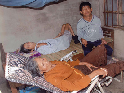 Cả gia đình đang cần giúp đỡ