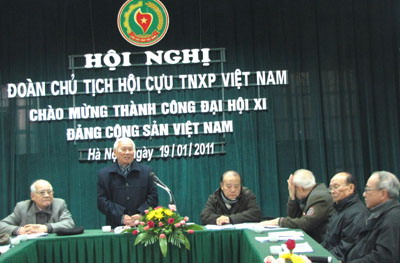 Ra mắt cuốn “Thanh niên xung phong Việt Nam 60 năm làm theo lời Bác Hồ dạy”