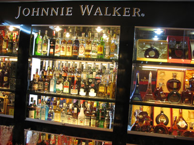 Dịp Tết, đề phòng rượu ngoại giả