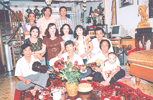 Nhen lên một ngọn lửa