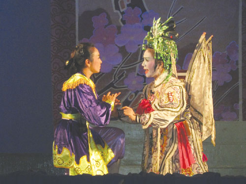 Biểu diễn thành công vở tuồng “Đào Tam Xuân loạn trào”