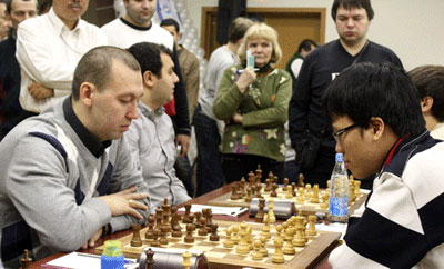 Kỳ thủ Quang Liêm đang tỏa sáng ở Nga