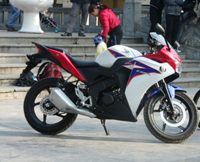 Honda CBR150R 2011 về Việt Nam