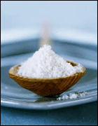 Mẹo vặt: Tẩy vết cháy khét ở nồi, chảo