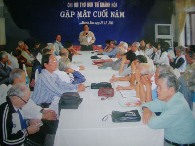 Nơi những vần thơ bay cao, bay xa