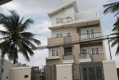 Cho thuê nhà 2 mặt tiền