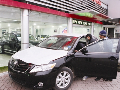 Nhấn ga tăng… giá