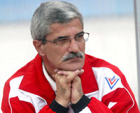 Huấn luyện viên Calisto bất ngờ xin chấm dứt hợp đồng trước thời hạn