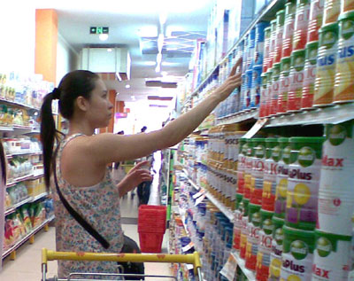 Nhiều mặt hàng biến động cùng tỷ giá