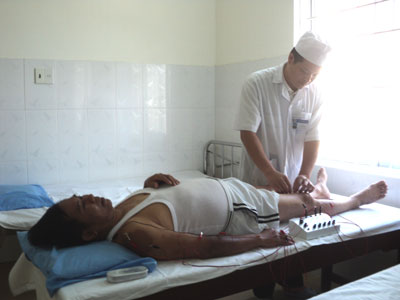 Từng bước nâng cao chất lượng khám và điều trị